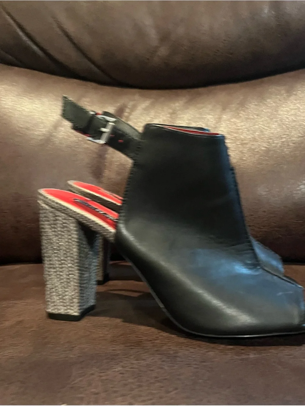 Charles Jourdan Paris Black Peep Toe Heels – Size 8.5 – Like New